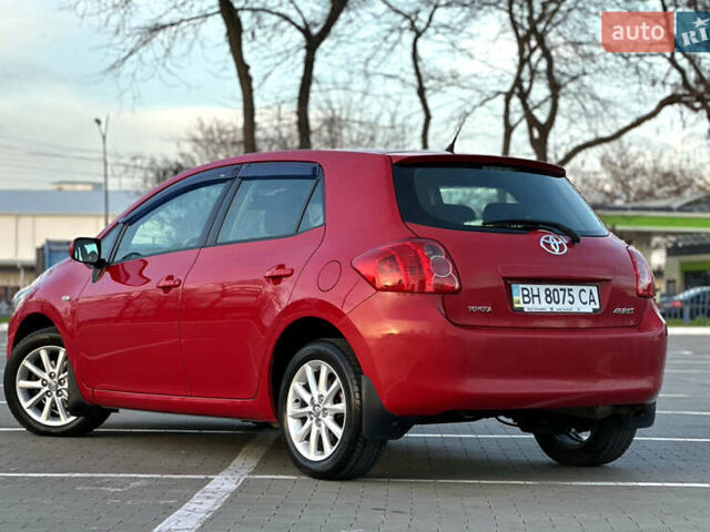 Червоний Тойота Ауріс, об'ємом двигуна 1.6 л та пробігом 85 тис. км за 8700 $, фото 18 на Automoto.ua