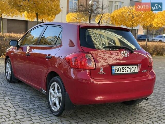 Червоний Тойота Ауріс, об'ємом двигуна 1.4 л та пробігом 220 тис. км за 7000 $, фото 15 на Automoto.ua