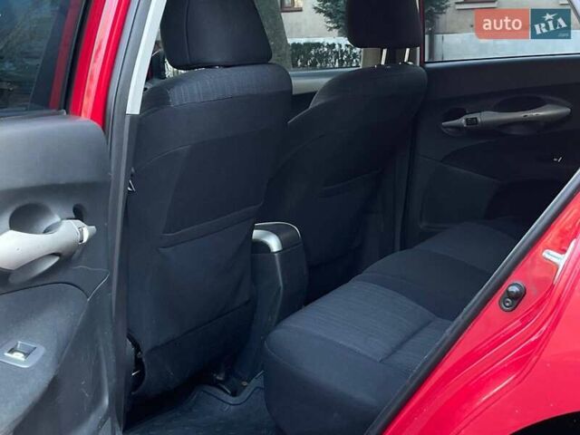 Красный Тойота Аурис, объемом двигателя 1.6 л и пробегом 402 тыс. км за 6499 $, фото 12 на Automoto.ua