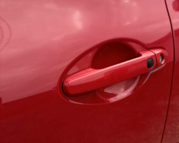 Красный Тойота Аурис, объемом двигателя 1.6 л и пробегом 104 тыс. км за 7200 $, фото 8 на Automoto.ua