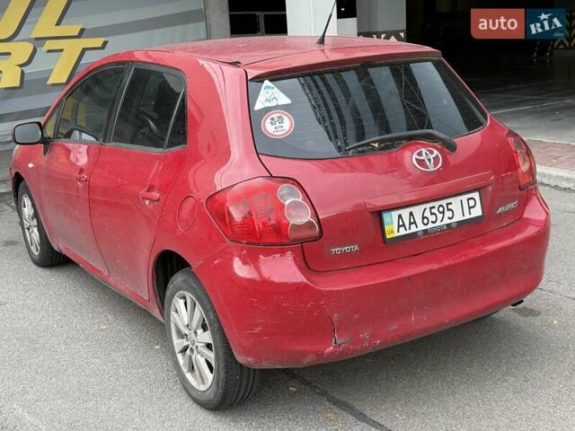 Красный Тойота Аурис, объемом двигателя 1.6 л и пробегом 200 тыс. км за 4500 $, фото 13 на Automoto.ua