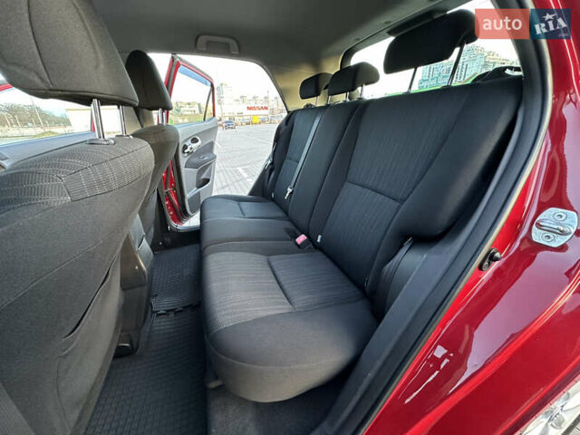 Червоний Тойота Ауріс, об'ємом двигуна 1.6 л та пробігом 85 тис. км за 8700 $, фото 32 на Automoto.ua