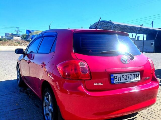 Красный Тойота Аурис, объемом двигателя 1.6 л и пробегом 150 тыс. км за 6500 $, фото 4 на Automoto.ua