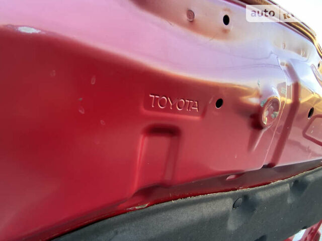 Червоний Тойота Ауріс, об'ємом двигуна 1.6 л та пробігом 189 тис. км за 7000 $, фото 72 на Automoto.ua