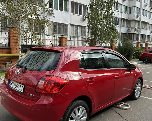 Тойота Аурис 2009 в Одессе на Automoto.ua Красный Тойота Аурис, объемом двигателя 1.6 л и пробегом 147 тыс. км за 8200 $, фото 3 на Automoto.ua