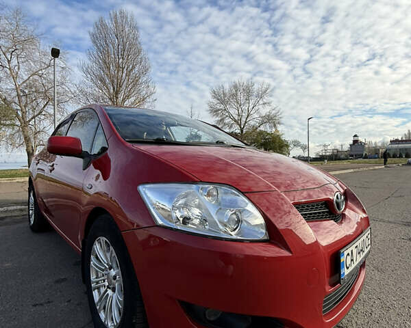 Красный Тойота Аурис, объемом двигателя 1.6 л и пробегом 123 тыс. км за 8500 $, фото 12 на Automoto.ua