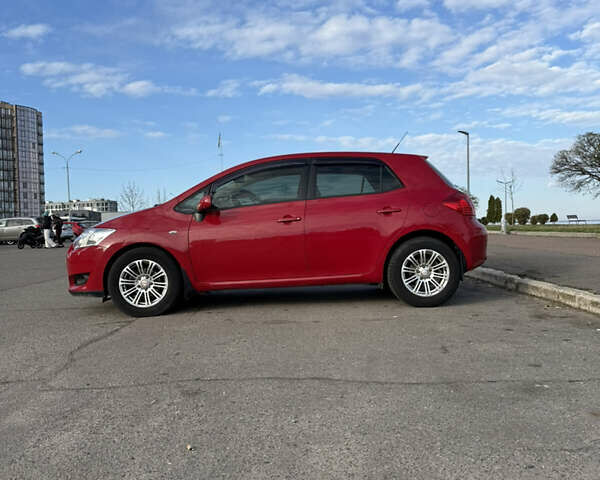 Красный Тойота Аурис, объемом двигателя 1.6 л и пробегом 123 тыс. км за 8500 $, фото 5 на Automoto.ua