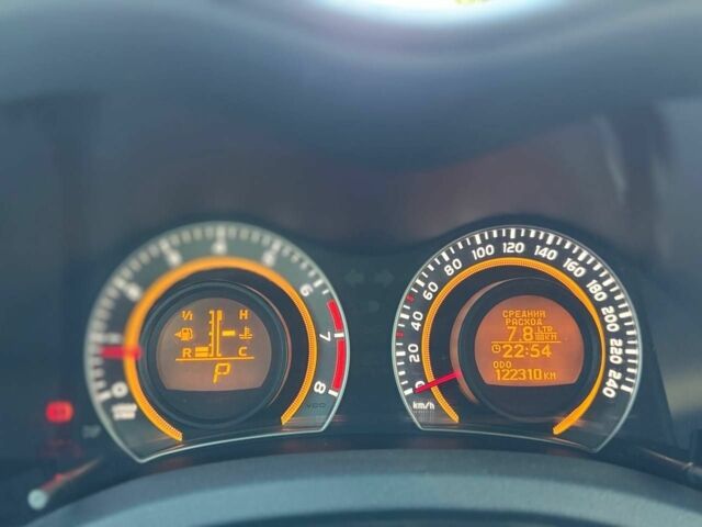 Червоний Тойота Ауріс, об'ємом двигуна 1.6 л та пробігом 122 тис. км за 10200 $, фото 7 на Automoto.ua