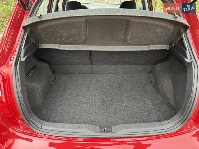 Тойота Аурис 2010 в Белой Церкве на Automoto.ua Красный Тойота Аурис, объемом двигателя 1.6 л и пробегом 169 тыс. км за 10000 $, фото 23 на Automoto.ua