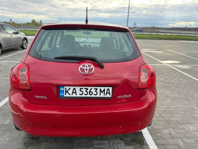 Червоний Тойота Ауріс, об'ємом двигуна 1.6 л та пробігом 238 тис. км за 5500 $, фото 7 на Automoto.ua