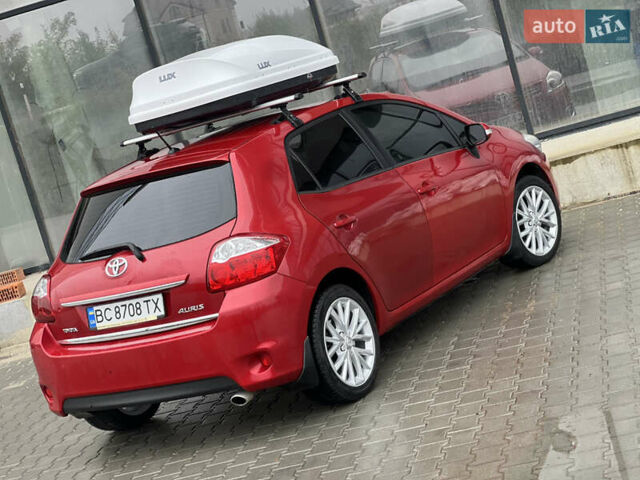 Красный Тойота Аурис, объемом двигателя 1.6 л и пробегом 64 тыс. км за 10800 $, фото 27 на Automoto.ua