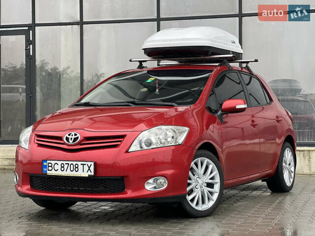 Красный Тойота Аурис, объемом двигателя 1.6 л и пробегом 64 тыс. км за 10800 $, фото 16 на Automoto.ua