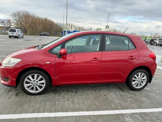 Червоний Тойота Ауріс, об'ємом двигуна 1.6 л та пробігом 238 тис. км за 5500 $, фото 9 на Automoto.ua