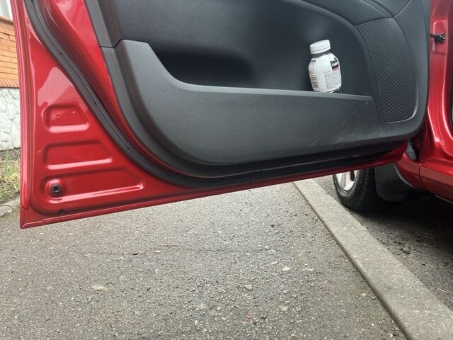 Красный Тойота Аурис, объемом двигателя 1.6 л и пробегом 104 тыс. км за 10500 $, фото 9 на Automoto.ua