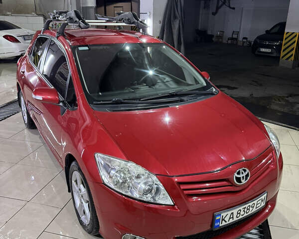 Красный Тойота Аурис, объемом двигателя 1.6 л и пробегом 182 тыс. км за 9499 $, фото 10 на Automoto.ua