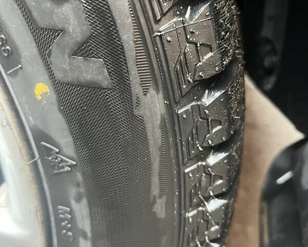 Красный Тойота Аурис, объемом двигателя 1.6 л и пробегом 104 тыс. км за 10500 $, фото 25 на Automoto.ua