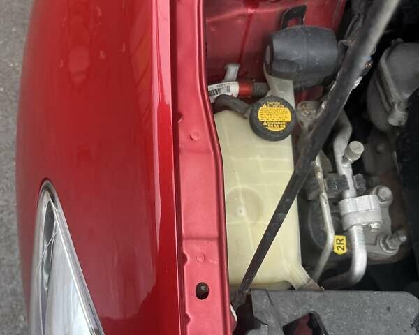 Красный Тойота Аурис, объемом двигателя 1.6 л и пробегом 104 тыс. км за 10500 $, фото 24 на Automoto.ua