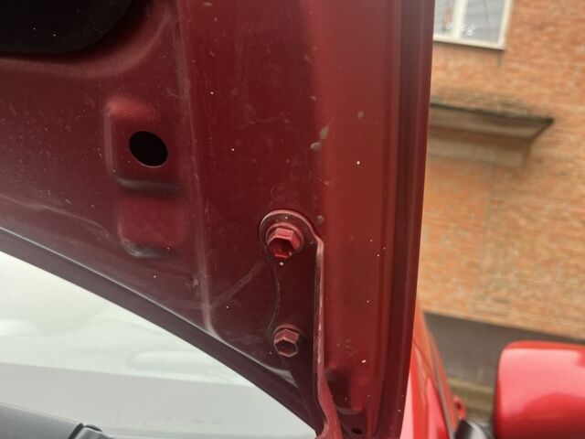 Красный Тойота Аурис, объемом двигателя 1.6 л и пробегом 104 тыс. км за 10500 $, фото 22 на Automoto.ua