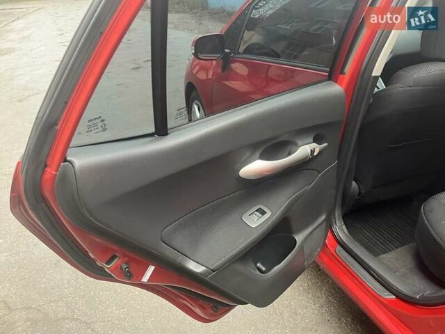 Красный Тойота Аурис, объемом двигателя 1.6 л и пробегом 104 тыс. км за 10500 $, фото 15 на Automoto.ua