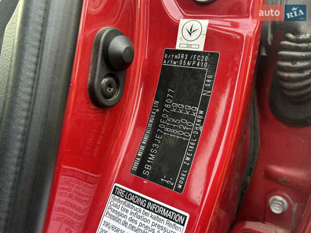 Красный Тойота Аурис, объемом двигателя 1.8 л и пробегом 104 тыс. км за 13900 $, фото 5 на Automoto.ua