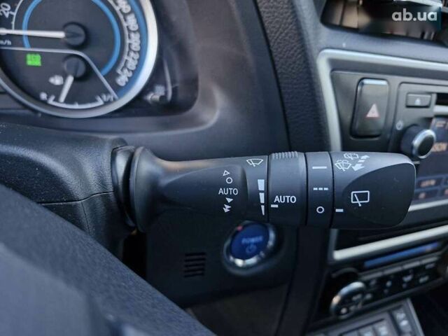 Тойота Аурис, объемом двигателя 4.25 л и пробегом 156 тыс. км за 13999 $, фото 28 на Automoto.ua
