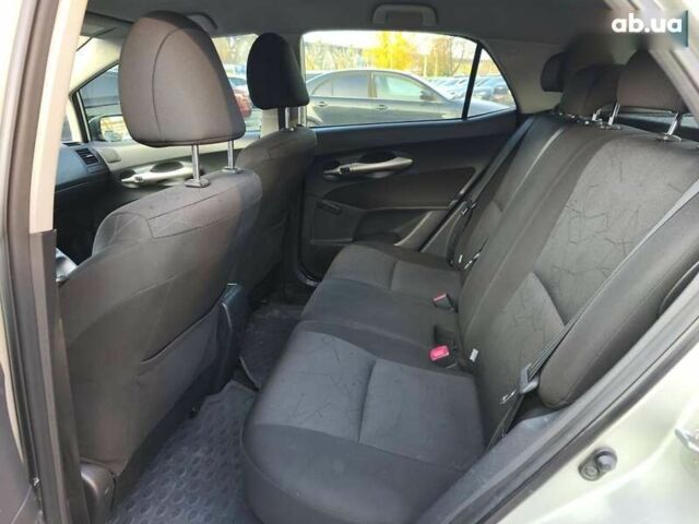 Тойота Аурис, объемом двигателя 0 л и пробегом 226 тыс. км за 6850 $, фото 9 на Automoto.ua