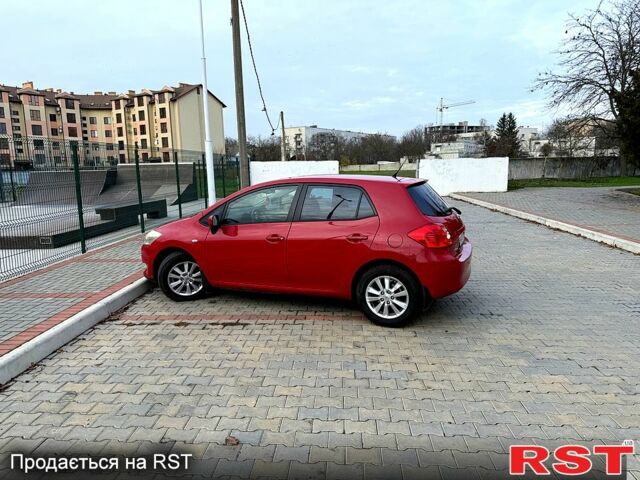 Тойота Ауріс, об'ємом двигуна 1.6 л та пробігом 186 тис. км за 6900 $, фото 2 на Automoto.ua