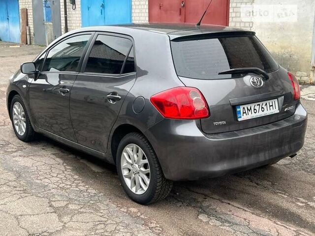 Тойота Аурис, объемом двигателя 2 л и пробегом 200 тыс. км за 6700 $, фото 11 на Automoto.ua