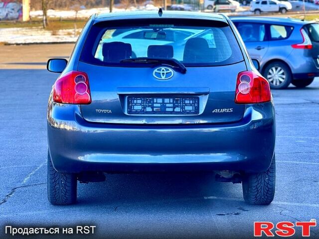 Тойота Аурис, объемом двигателя 16 л и пробегом 157 тыс. км за 5900 $, фото 3 на Automoto.ua