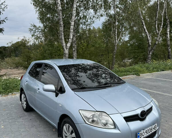 Тойота Аурис, объемом двигателя 1.6 л и пробегом 147 тыс. км за 5999 $, фото 1 на Automoto.ua