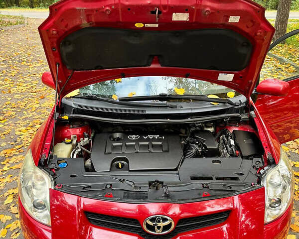 Тойота Аурис, объемом двигателя 1.6 л и пробегом 230 тыс. км за 5399 $, фото 20 на Automoto.ua