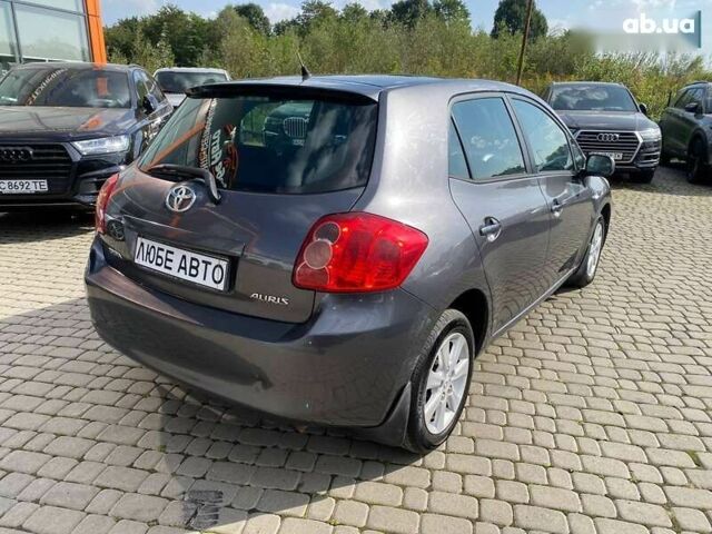 Тойота Аурис, объемом двигателя 1.6 л и пробегом 268 тыс. км за 5800 $, фото 3 на Automoto.ua