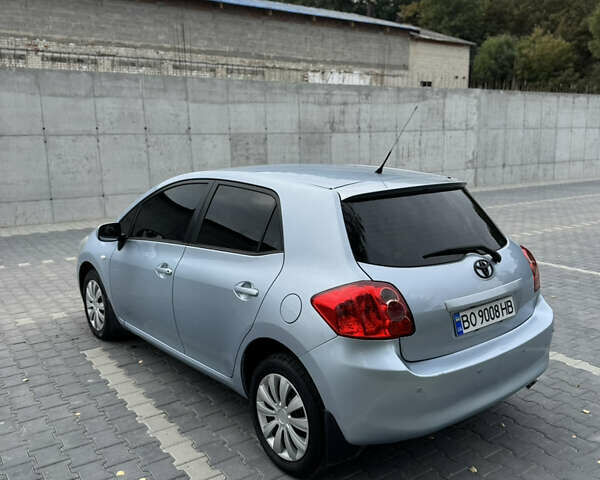 Тойота Аурис, объемом двигателя 1.6 л и пробегом 147 тыс. км за 5999 $, фото 9 на Automoto.ua