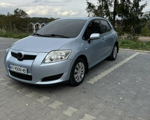 Тойота Аурис, объемом двигателя 1.6 л и пробегом 147 тыс. км за 5999 $, фото 5 на Automoto.ua