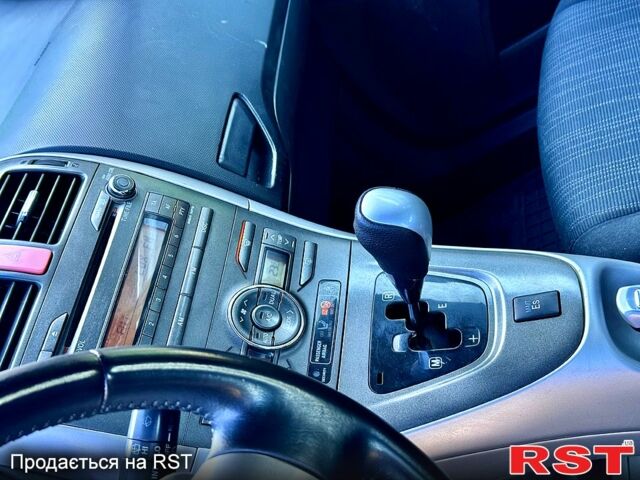 Тойота Аурис, объемом двигателя 16 л и пробегом 157 тыс. км за 5900 $, фото 6 на Automoto.ua