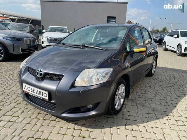 Тойота Аурис, объемом двигателя 1.6 л и пробегом 268 тыс. км за 5800 $, фото 1 на Automoto.ua
