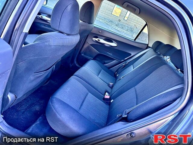 Тойота Аурис, объемом двигателя 16 л и пробегом 157 тыс. км за 5900 $, фото 7 на Automoto.ua