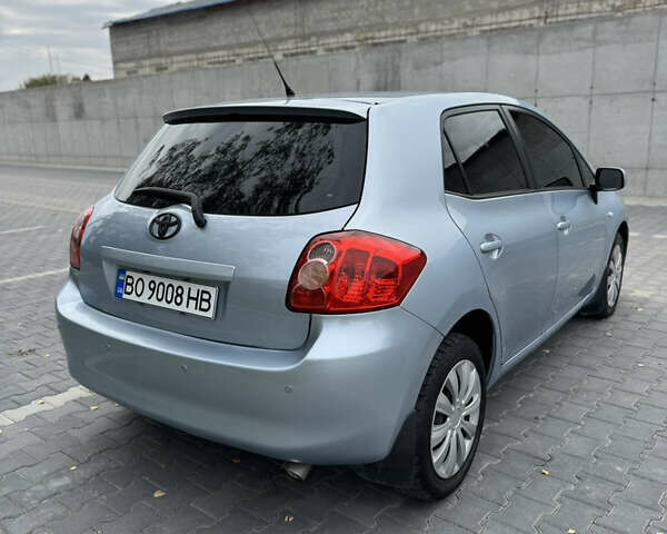 Тойота Аурис, объемом двигателя 1.6 л и пробегом 147 тыс. км за 5999 $, фото 14 на Automoto.ua