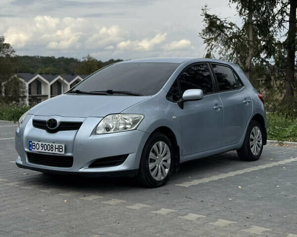 Тойота Аурис, объемом двигателя 1.6 л и пробегом 147 тыс. км за 5999 $, фото 13 на Automoto.ua