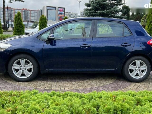 Тойота Ауріс, об'ємом двигуна 1.4 л та пробігом 247 тис. км за 7600 $, фото 3 на Automoto.ua