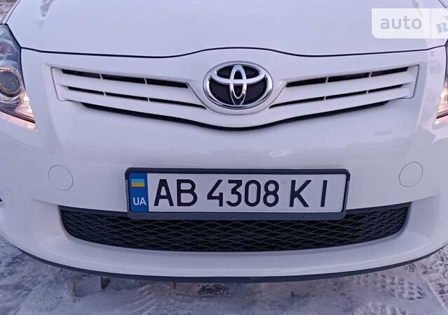 Тойота Ауріс, об'ємом двигуна 1.6 л та пробігом 161 тис. км за 9000 $, фото 19 на Automoto.ua