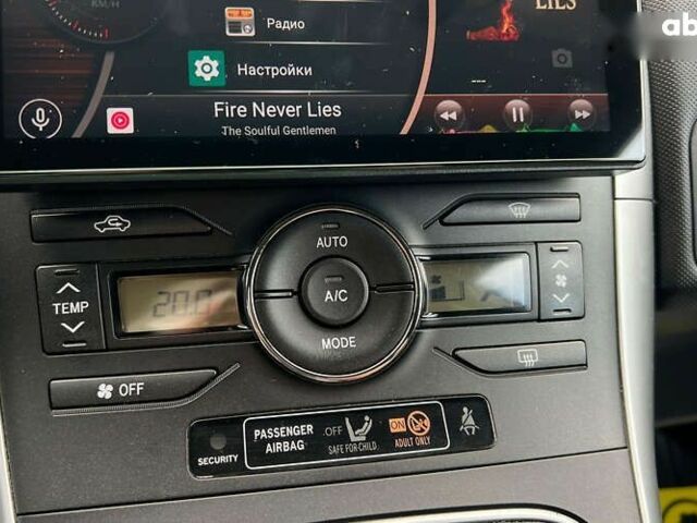 Тойота Ауріс, об'ємом двигуна 1.4 л та пробігом 247 тис. км за 7600 $, фото 10 на Automoto.ua