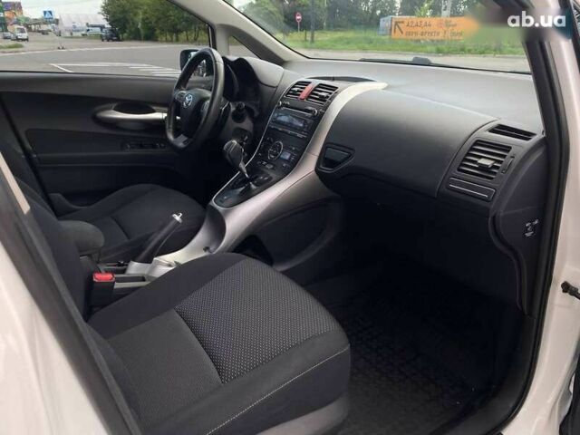 Тойота Ауріс, об'ємом двигуна 1.4 л та пробігом 265 тис. км за 7990 $, фото 17 на Automoto.ua