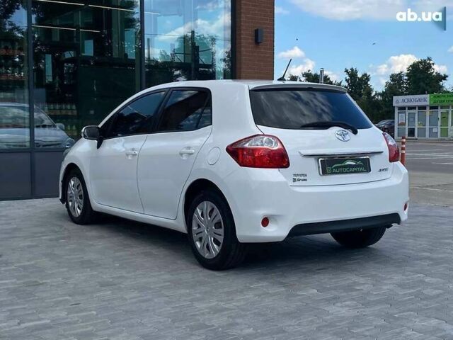 Тойота Ауріс, об'ємом двигуна 1.4 л та пробігом 265 тис. км за 7990 $, фото 11 на Automoto.ua