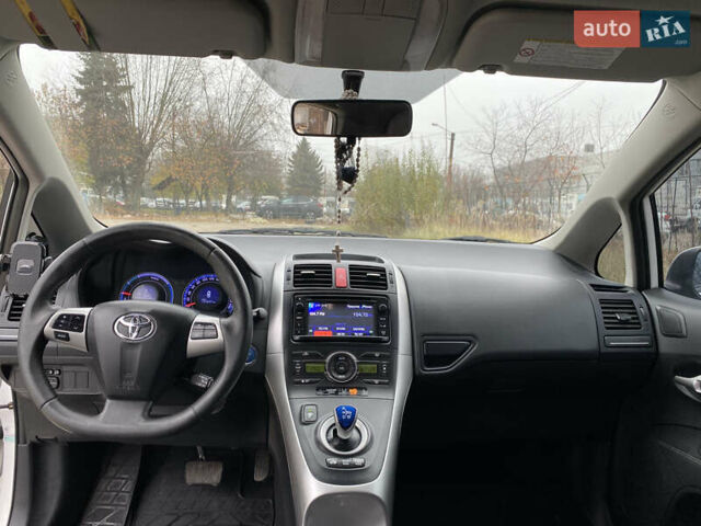 Тойота Ауріс, об'ємом двигуна 1.8 л та пробігом 197 тис. км за 8800 $, фото 18 на Automoto.ua
