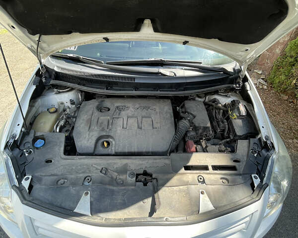 Тойота Ауріс, об'ємом двигуна 1.6 л та пробігом 126 тис. км за 10500 $, фото 15 на Automoto.ua