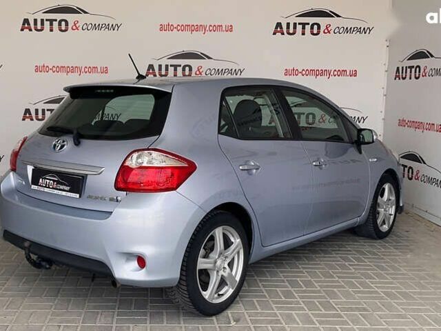 Тойота Аурис, объемом двигателя 0 л и пробегом 157 тыс. км за 11450 $, фото 2 на Automoto.ua