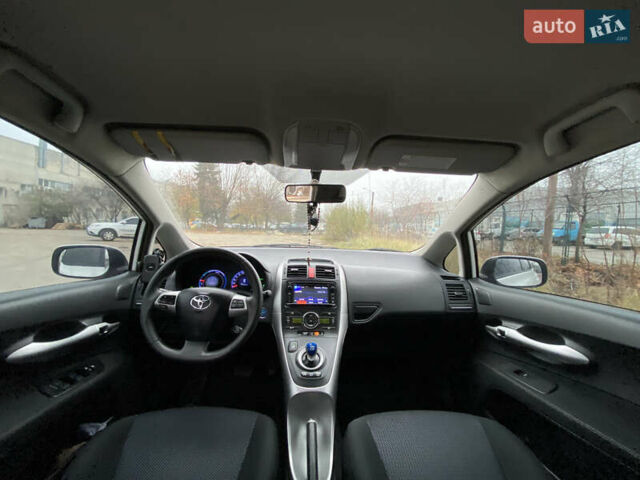 Тойота Ауріс, об'ємом двигуна 1.8 л та пробігом 197 тис. км за 8800 $, фото 20 на Automoto.ua