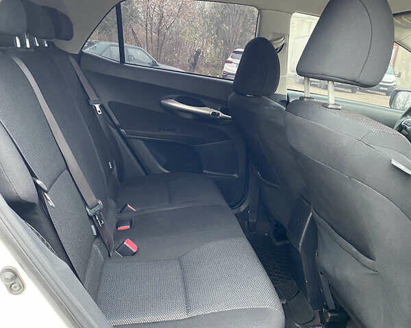 Тойота Ауріс, об'ємом двигуна 1.8 л та пробігом 197 тис. км за 8800 $, фото 11 на Automoto.ua