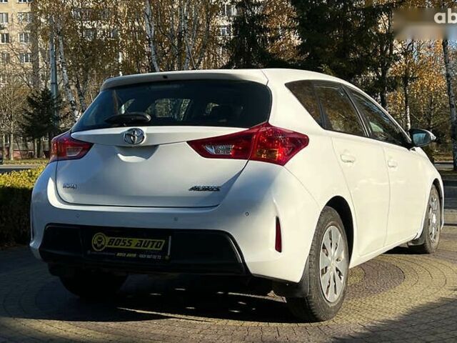 Тойота Ауріс, об'ємом двигуна 1.4 л та пробігом 103 тис. км за 9200 $, фото 6 на Automoto.ua